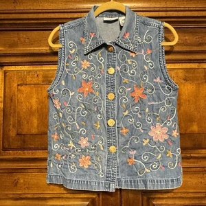 Denim Vest Embroidered Floral Buttons Colorful Granny Cottage Core Vintage EUC - Picture 1 of 10