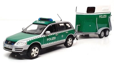 Minichamps 1/43 Scale 402 052090 2002 VW Touareg & Horse Trailer Polizei Dresden - Image 1 of 4