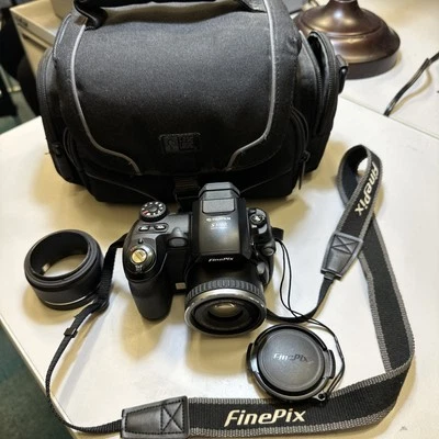 Fujifilm Finepix Fine Pix S5100 Digital Camera Black Tested! With Card And Case - Image 1 of 4
