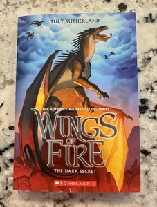 Dark Secret (Wings of Fire #4) by Tui T. Sutherland - Imagen 1 de 9