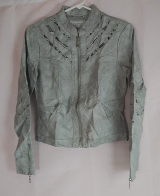 BKE Outerwear Gris Imitación Cuero Con Chaqueta de Encaje Talla Pequeña Foto 1 de 4