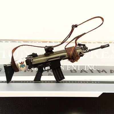 Hot Toys TMS038 Liga de la Justicia Pesadilla Batman 1/6 AR Rifle de Asalto Ametralladora Foto 1 de 4