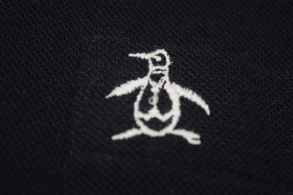 企鹅衬衫 复古 Grand Slam Munsingwear 尺寸 M/L 70 年代 80 年代 黑色 白色 红色装饰 — 第 1/4 张图片