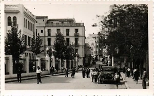 Spanien alte AK Ceuta Straße mit Personen und Auto (266) - Bild 1 von 2