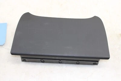 Nissan 370z 2009-2020 compartimento de almacenamiento trasero derecho 799521EA0A OEM GB88 Foto 1 de 4