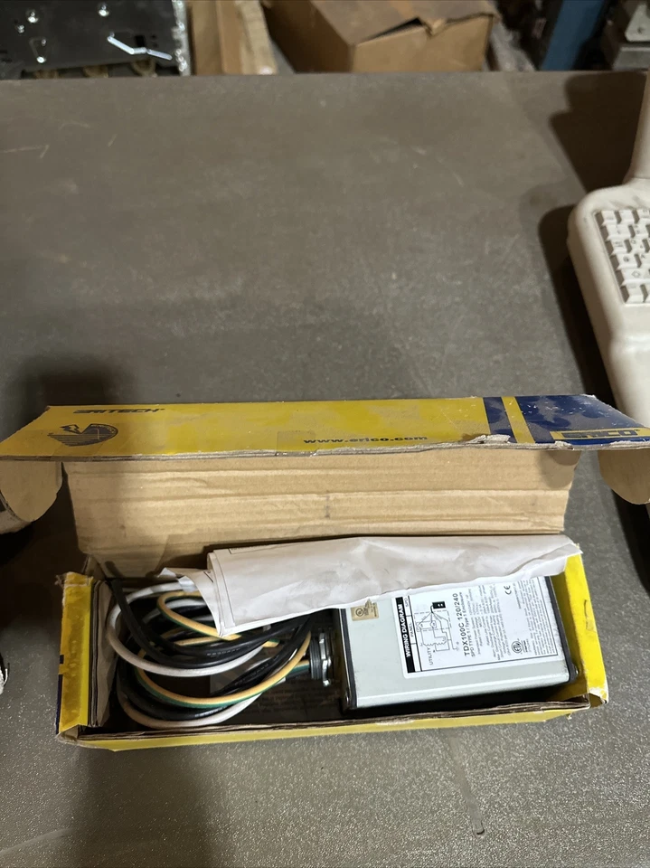 SURGE PROTECTOR TDX100C 277/480V - Image 1 of 3
