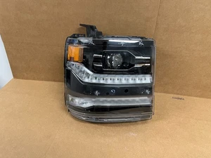 OEM 2016 2017 2018 CHEVROLET SILVERADO 1500 LED HEADLIGHT RIGHT SIDE RH - Foto 1 di 12