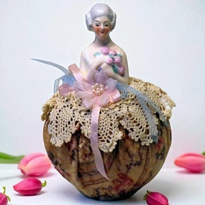 20er -30er Jahre Deutsche Porzellan Half Doll Nadelkissen Puppe Viktorianischer Stil - Bild 1 von 6