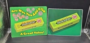 2 Insegna Pubblicitaria Vintage 1998 Wrigley Doublemint Gum Plastica 13"X 11" - Foto 1 di 6