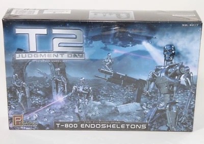 T2 Judgment Day Model Kit – Pegasus Hobbies T-800 Endoskeletons 1/32 Scale - Image 1 of 3