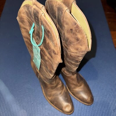 100% Leather Boots Size USA 8M, European 38, English 6, Mexico 5.5, - Image 1 of 4