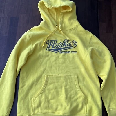 Men’s Fanatics Michigan Tech Huskies LG Hoodie Yellow - Image 1 of 4