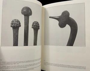 CLUBS CASSE-TÊTE WAFFEN & RÜSTUNG OZEANIENS AUSSTELLUNG GALERIE MEYER PARIS 1989 - Bild 1 von 12