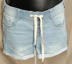 WALLFLOWER Short Shorts Women's Size Small Cuffed Denim Front/Back Pockets W28 - Picture 1 of 11
