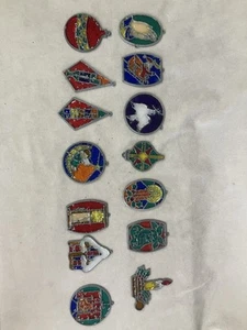 Lote a granel 14 adornos navideños estilo vitral vintage - Imagen 1 de 16