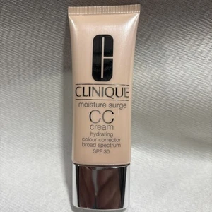 Clinique CC Cream Moisture Surge Farbe LSF 30 sehr leicht - Bild 1 von 2