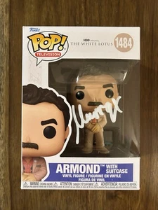 Murray Bartlett „The White Lotus“ signiert Funko Pop „Armond“ Beckett zertifiziert - Bild 1 von 6