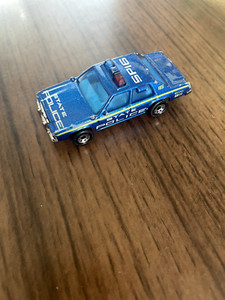 Vintage 1987 Matchbox Ford LTD SP16 Blue State Police Car loose