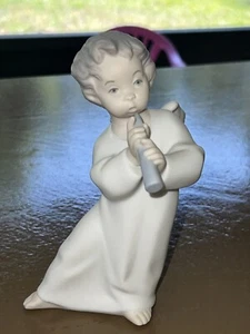 Vintage Lladro Porcelain Angel Boy With Flute Matte Finish 6” Tall  Figure - Picture 1 of 3
