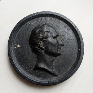 Médaille En Fonte Fonderie GUILLIET AUXERRE LAMARTINE - Picture 1 of 2