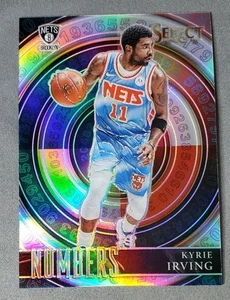 2020-21 Panini Seleziona - Seleziona Numeri Kyrie Irving #28 Silver Prizm - Foto 1 di 2