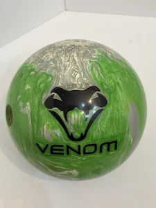 Bola de boliche Motiv Venom verde plata 14,8 lb - Imagen 1 de 7