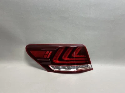 Luz trasera LED izquierda (conductor) Lexus LS460 2013-2017, fabricante de equipos originales Foto 1 de 4