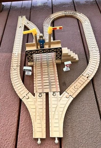 Thomas Wooden Railway Pedestrian Bridge Destination Double Track Please Read - Picture 1 of 16