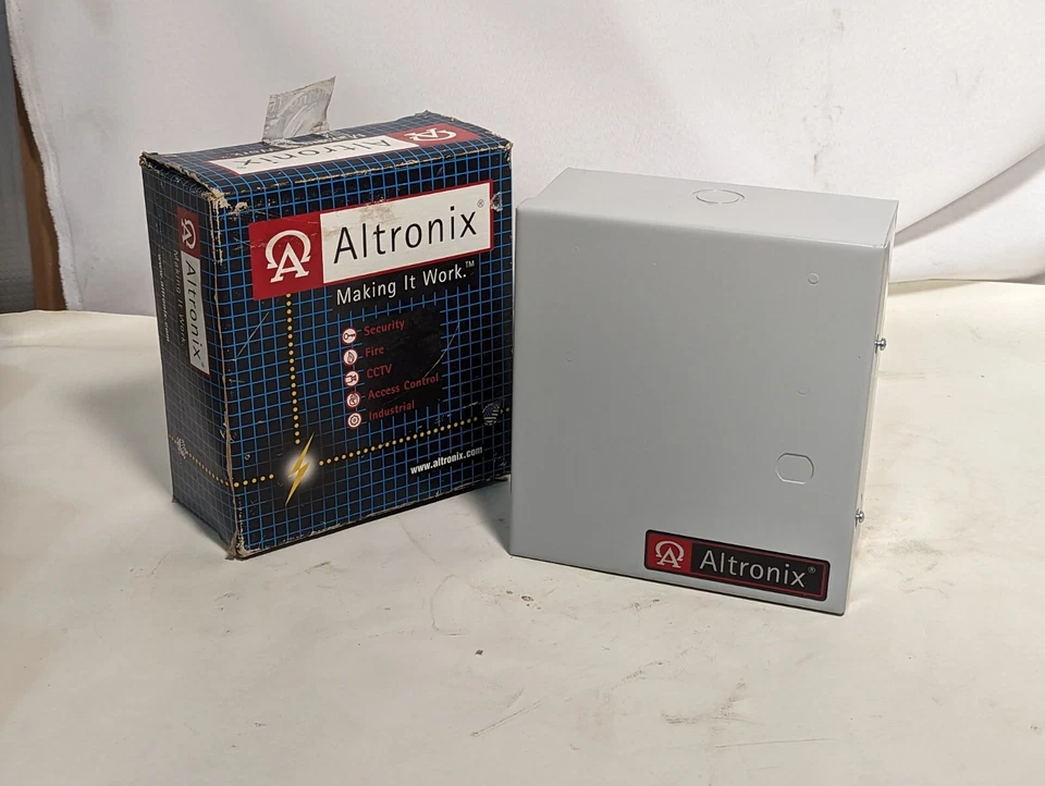 Altronix ALTV248 CCTV power supply, 24VAC@4A or 28VAC@3.5A, grey enclosure - Image 1 of 4