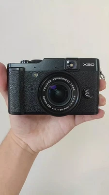 Cámara digital compacta Fujifilm Fuji X Series X20 12,0 MP 4x zoom 95 % nueva Foto 1 de 4