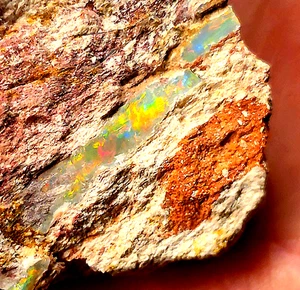 SELTENES großes Brillant Naht Exemplar australischer grober Opal Brocken! 101g - Bild 1 von 4