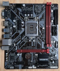 Gigabyte B365M GAMING HD scheda madre Intel B365 LGA 1151 DDR4 m-ATX *NO I/O* - Foto 1 di 3