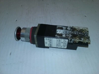 ALLEN BRADLEY 800MR-FXP16RAK PUSH-PULL RED ILLUMINATED 110/120V 50/60HZ SER. D  - Image 1 of 4