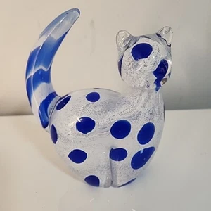 Hand Blown Art Glass CAT Paperweight White & Blue Polka Dot Cat Figurine - Picture 1 of 20