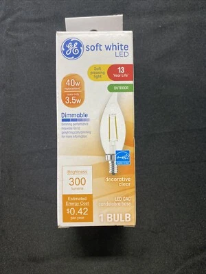 GE SOFT WHITE LED 40 WATT 300 BRIGHTNESS DECORATIVE CLEAR DIMMABLE OUTDOOR - Image 1 of 4
