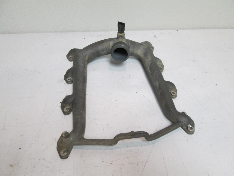 Colector de agua Ferrari 360 Spider Engine # 169749 Foto 1 de 4