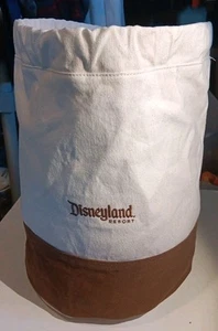 Zaino Cinch Disneyland Resort stile retrò anni 90 tela a forma di botte naturale - Foto 1 di 7