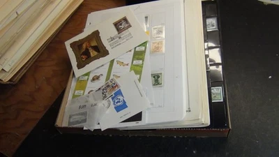 Stampsweis Austria stamps on pages glassines est 1300 stamps in Pizza Box  - Image 1 of 4