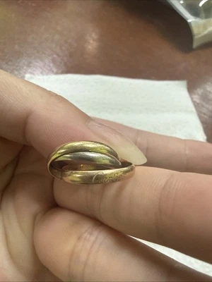 Anillo Rodante Cartier Trinidad Oro Tricolor 18k Talla 49 Foto 1 de 3