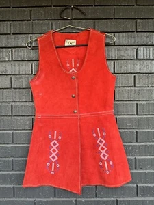 Vintage 1960s Pypsa Floral Embroidered Red Suede Leather Hippie Skirt Vest - Picture 1 of 15