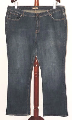 Jeans de mezclilla Sarah Jessica Parker corte bota mordida talla 22 Foto 1 de 4