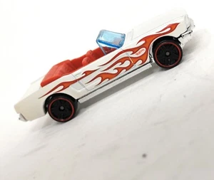 Ford 65 Mustang 2013 convertible Hot Wheels  - Imagen 1 de 5