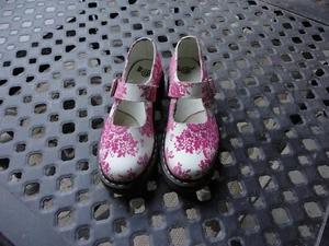 DR MARTENS Women's Pink & White Velvet Floral Pattern Mary Jane Sandals Size 6 - Picture 1 of 11
