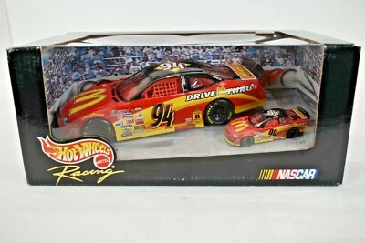 Hot Wheels NASCAR 1998 no. Paquete de 2 McDonalds Diecast 94  Foto 1 de 4