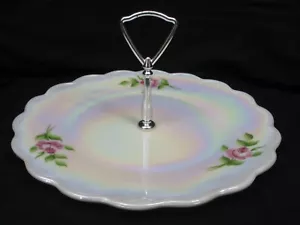 Bandeja de vidrio esmerilado vintage iridiscente pintada a mano con mango firmada - Imagen 1 de 8