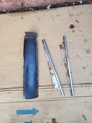 1957 58 59 Dodge Plymouth Chrysler Desoto Rear Tailgate Window Side Moldings - Изображение 1 из 4