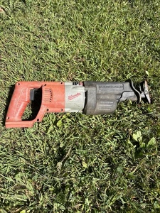 Milwaukee 6515-20 - Sawzall Reciprocating Saw - 18V Heavy Duty - Picture 1 of 5
