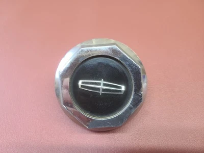 1977-89 Lincoln Towncar Mark проволока колесо спицы центральный колпак оборудование E1LC-1A097-BC - Изображение 1 из 4