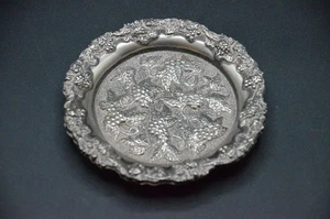 ANTIQUE EHP CHASED SHEFFIELD ENGLAND SILVER PLATED? TRINKET DISH - Picture 1 of 2