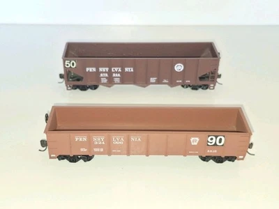 Roundhouse Hopper wagons x 2 for PRR. Good overall cond. No Box. HO Scale - Image 1 of 4